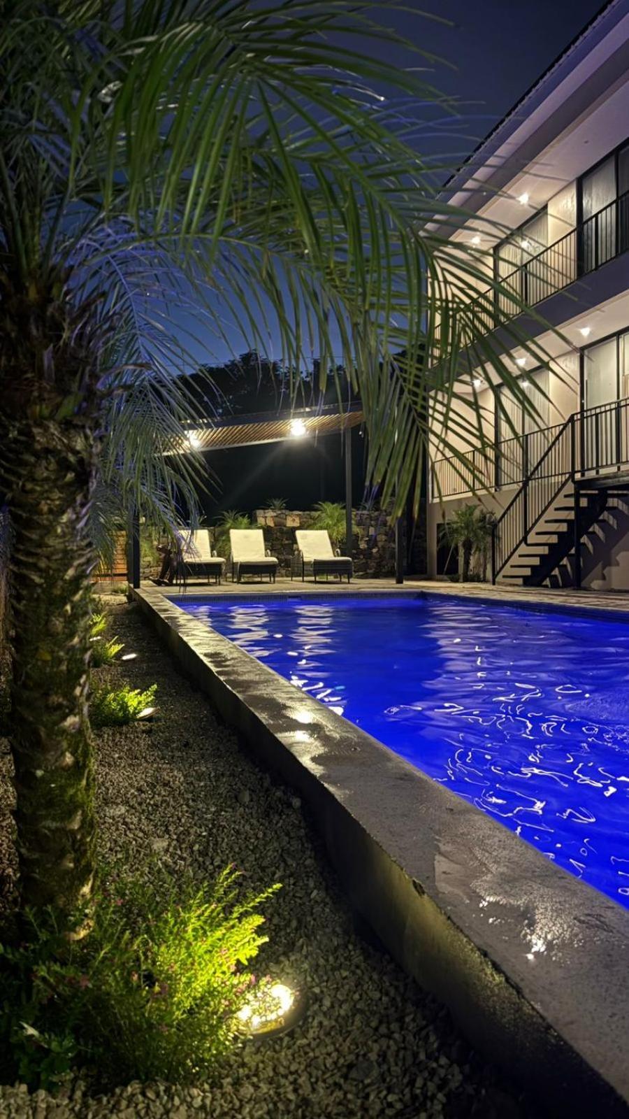 Tamarindo Beach, Prime Location, Fantastic Watersalt Pool & Cold Plunge, Family & Friends Exterior photo
