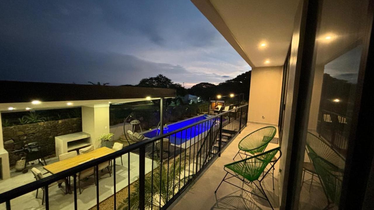 Tamarindo Beach, Prime Location, Fantastic Watersalt Pool & Cold Plunge, Family & Friends Exterior photo