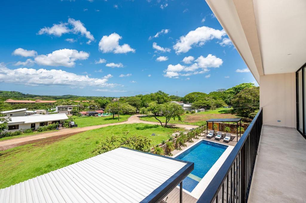 Tamarindo Beach, Prime Location, Fantastic Watersalt Pool & Cold Plunge, Family & Friends Exterior photo
